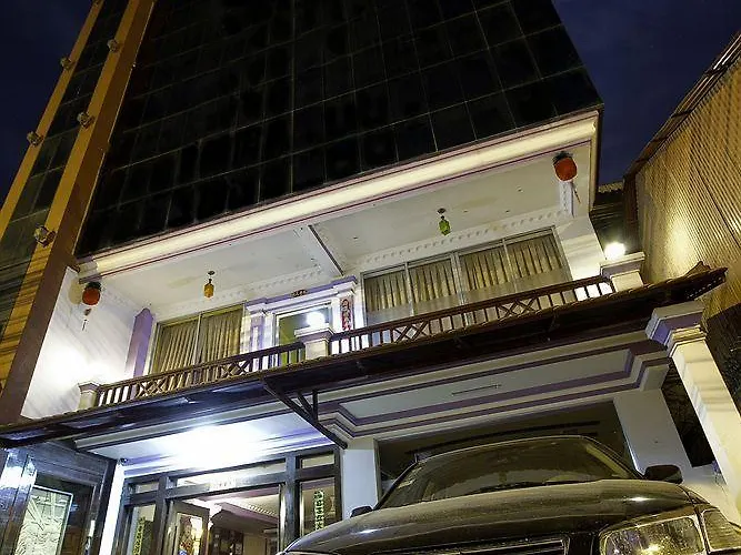 Adan World Hostel Siem Reap