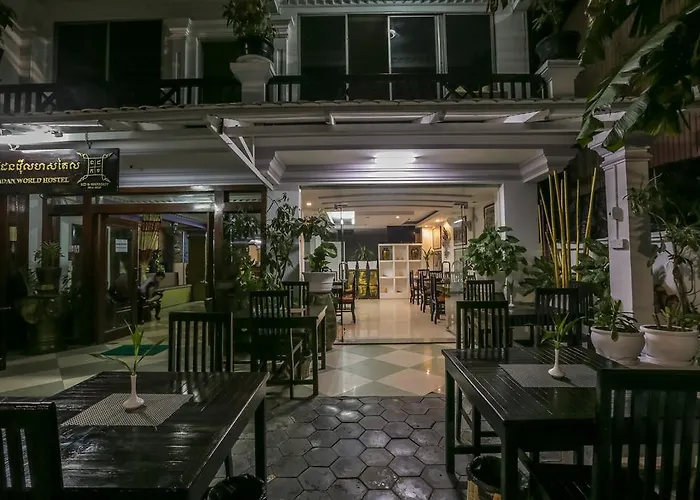 Hostel Adan World